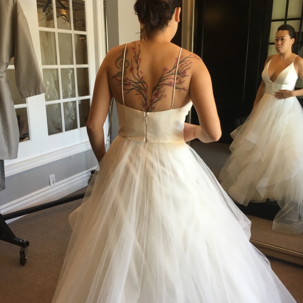 Wedding Dress - Picture 3 of 4